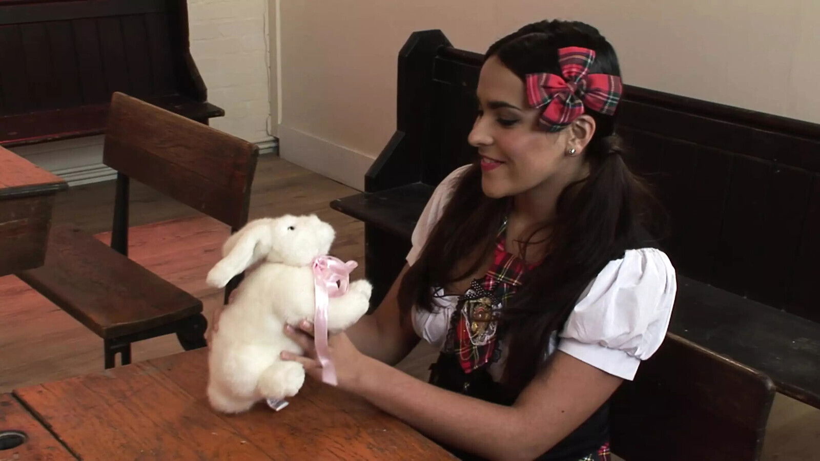 Valery Summer Fucks Math Professor Swallows