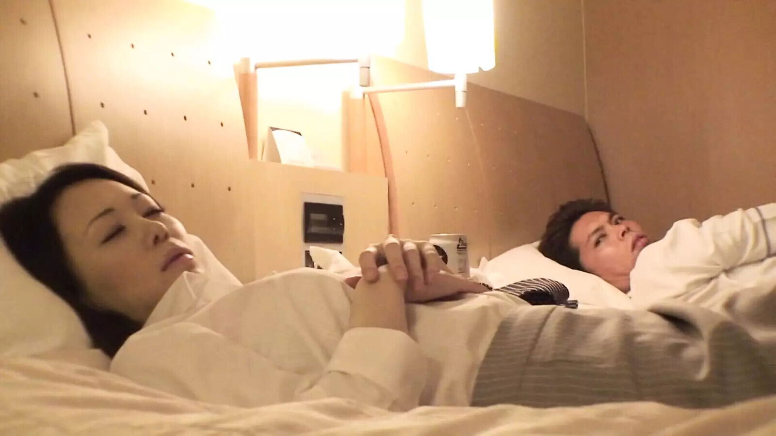 employee seems have collapsed from anemia, went hospital room visit her. PART2