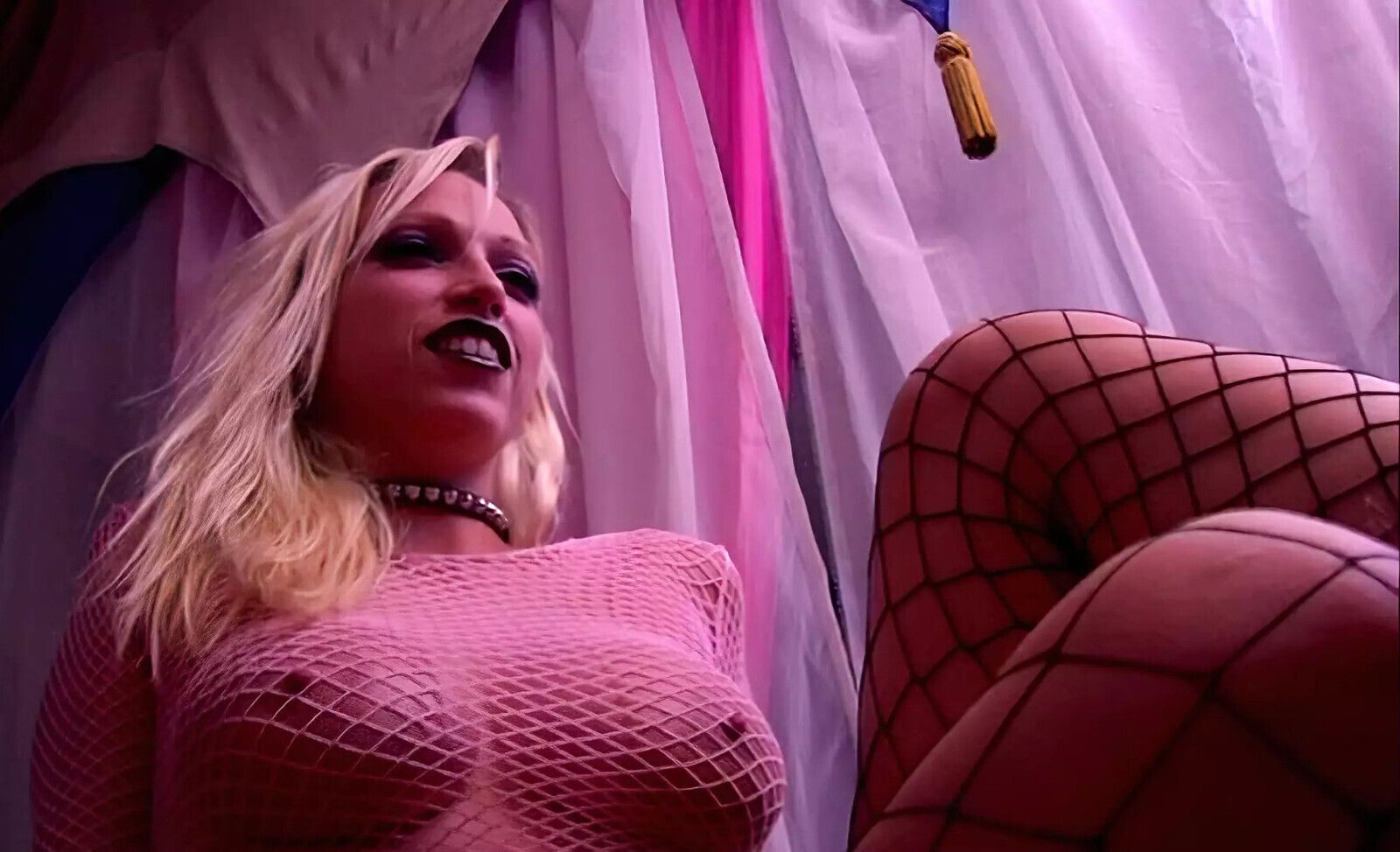 Nikki Hunter Gothic Delight