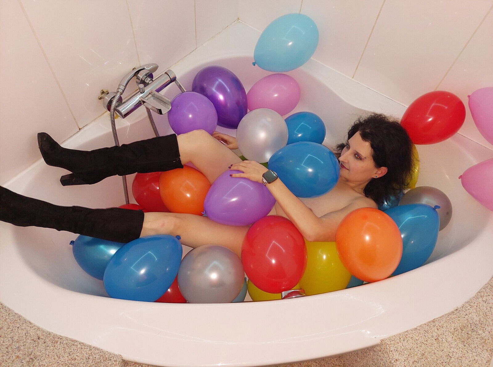 Attention looners balloon friends, it's getting