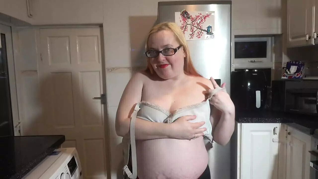 Undressing Shirt Leggings