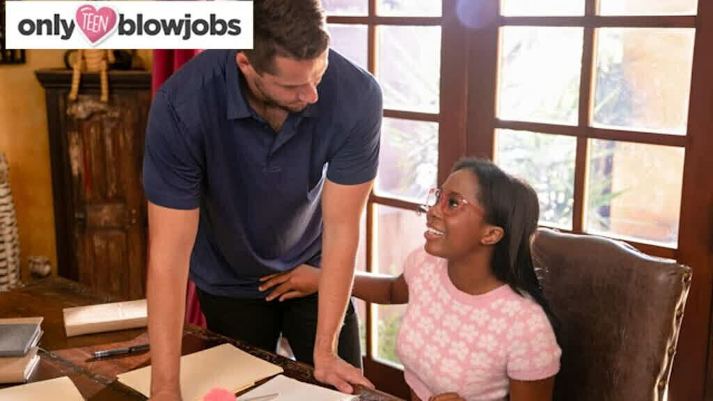 OnlyTeenBlowjobs Nerdy Ebony Sucks Tutor's
