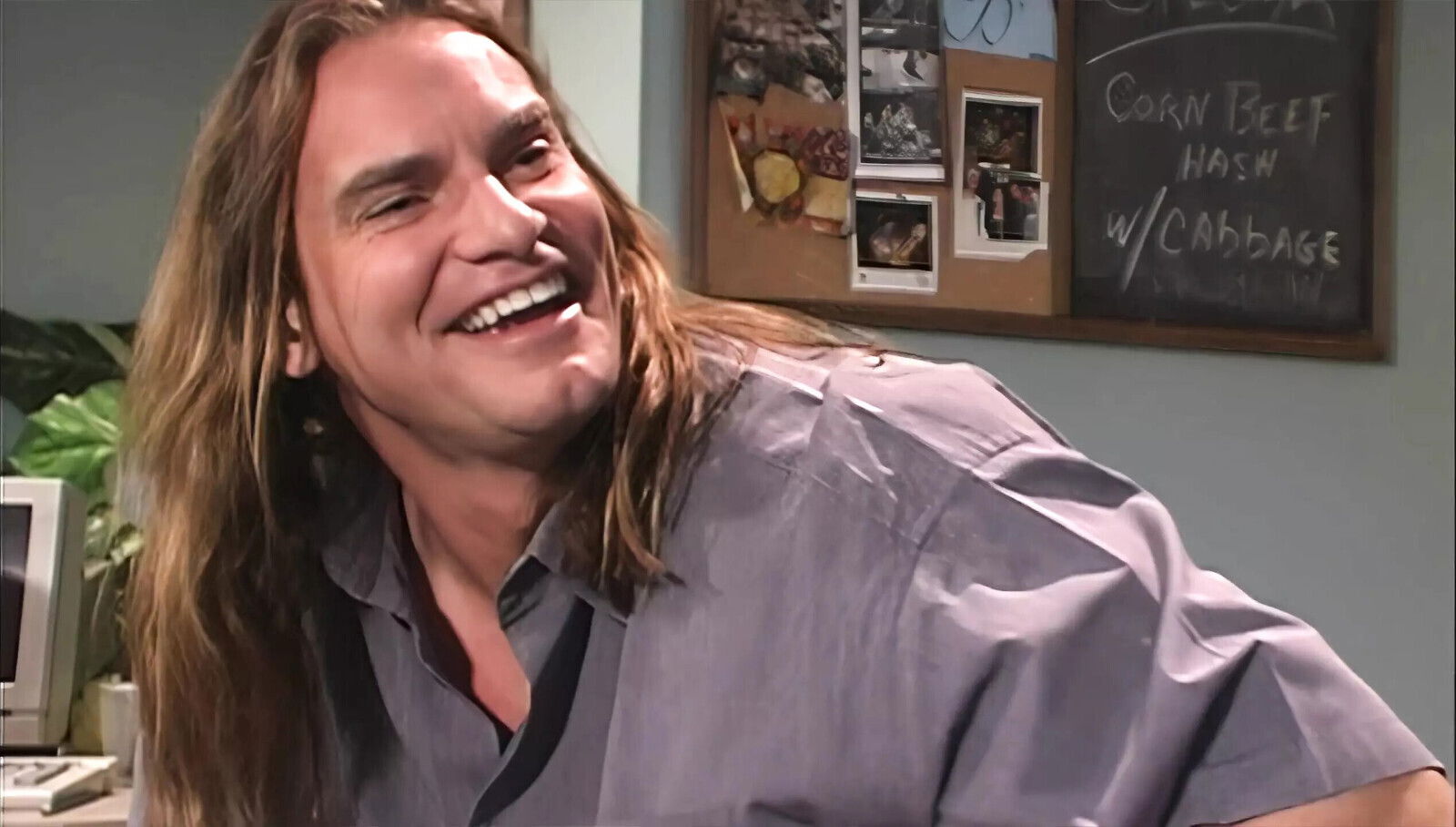 Sexy Sondra Hall Gives Double Blowjob Threesome