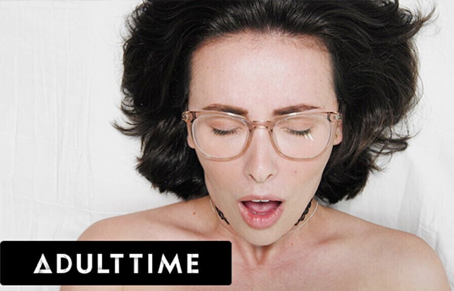 ADULT TIME Women Orgasm With Casey Calvert