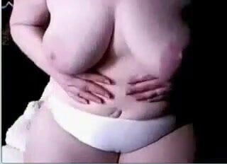 Exited granny on WebCam R20