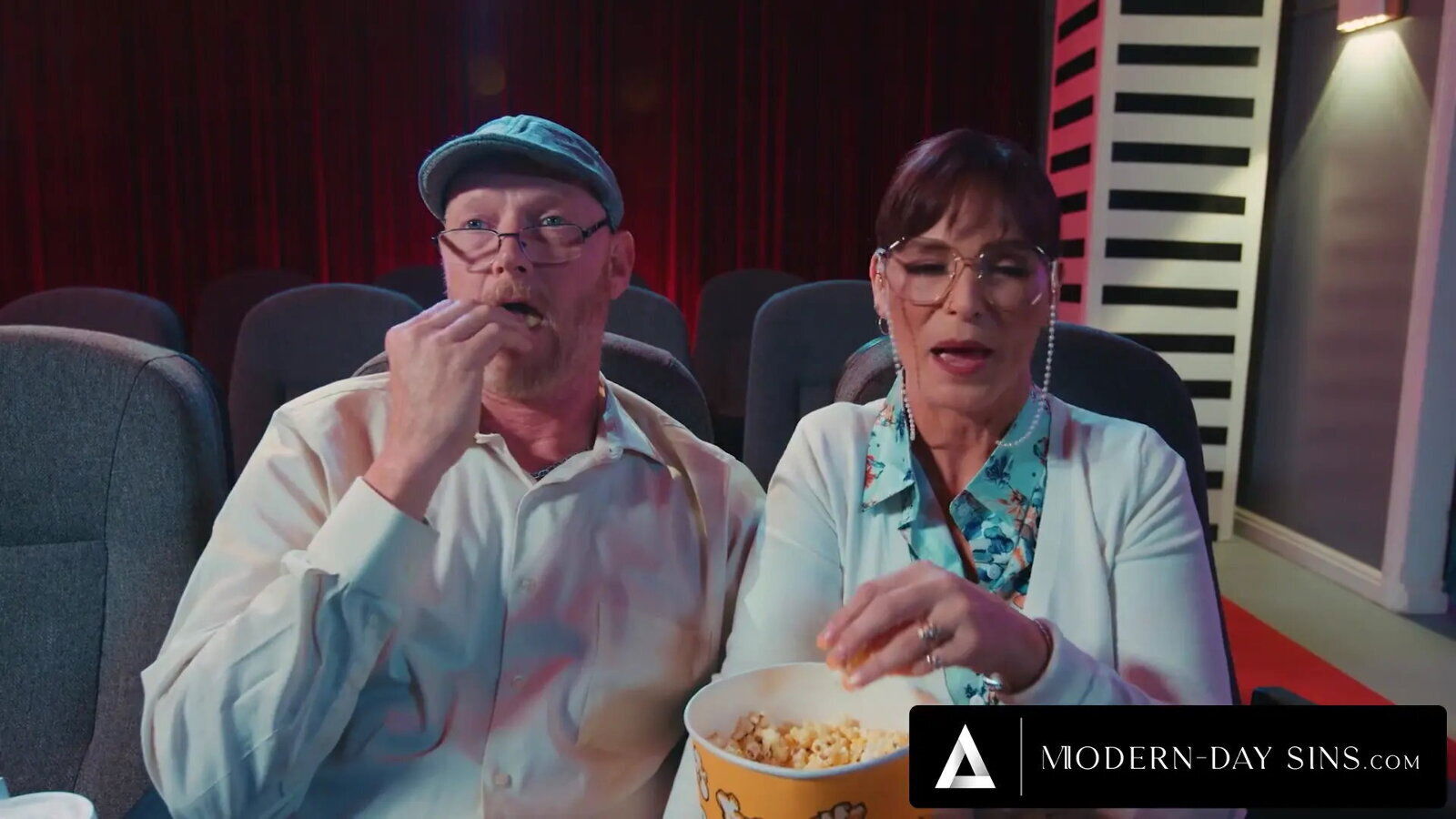 Pervy Teens have sex in Movie Theatre