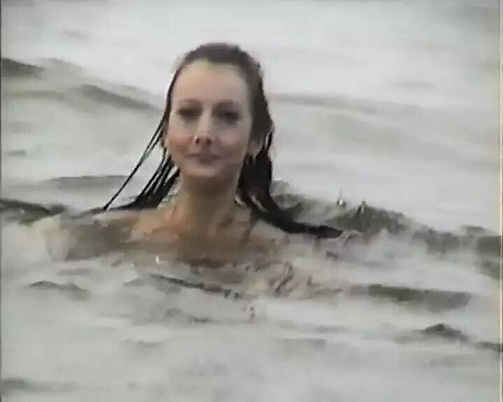 Vladka's first porn exhibitionist street whore masturbating brunette pussy with