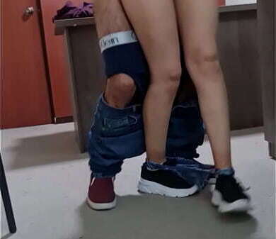 Deje camara escondida oficina