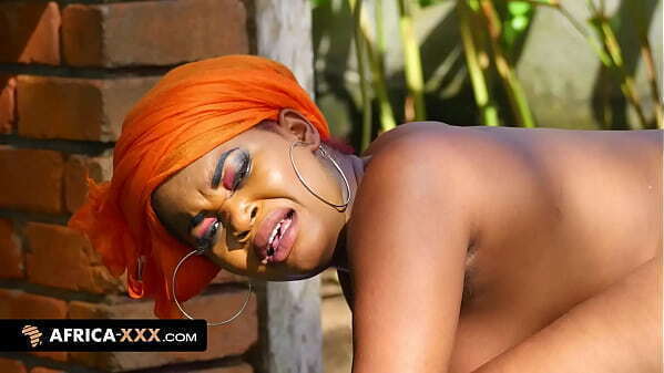 Torrid with busty Tina