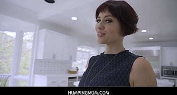 HumpingMom Horny stepmom Jessica Ryan pussy stepson