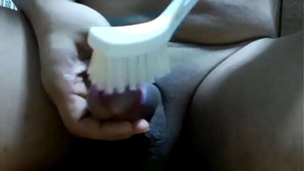 亀頭を研磨される