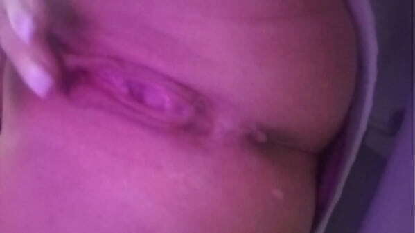 Sexy milf fart your face