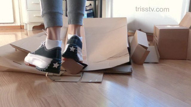 Sneakers Crushing Carton Boxes PART