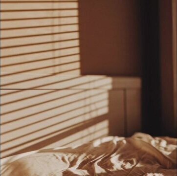 intense female orgasm!!! getting fucked really good on a lazy sunday in bed