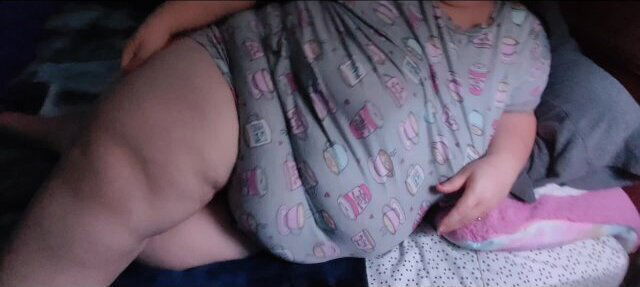 thighs like jiggle😈🤤