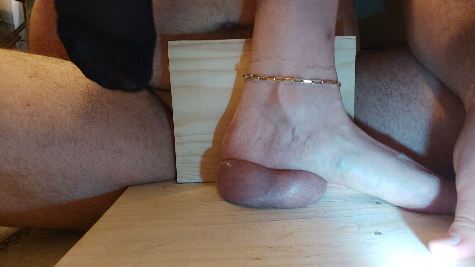 Ball Crushing Barefoot using special BallCrushing Block with Ballhole Board