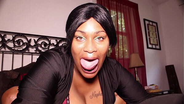 Thick lightskin milf made spitty mess over Whoe '_s dick Super Films