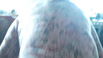 Con mi tia en el comedor