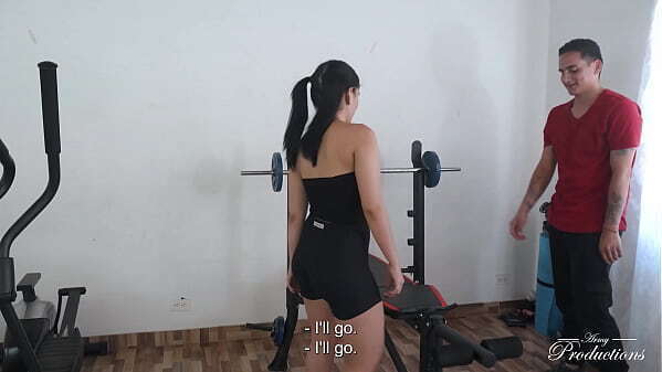 Beautiful girl meets neighborhood they have without condom