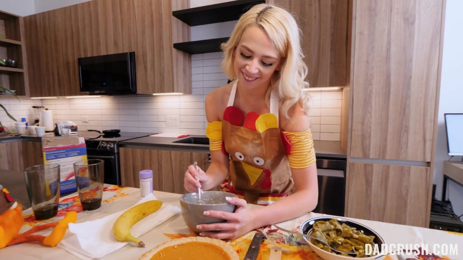 Balls licking roommate Madison Summers takes step further