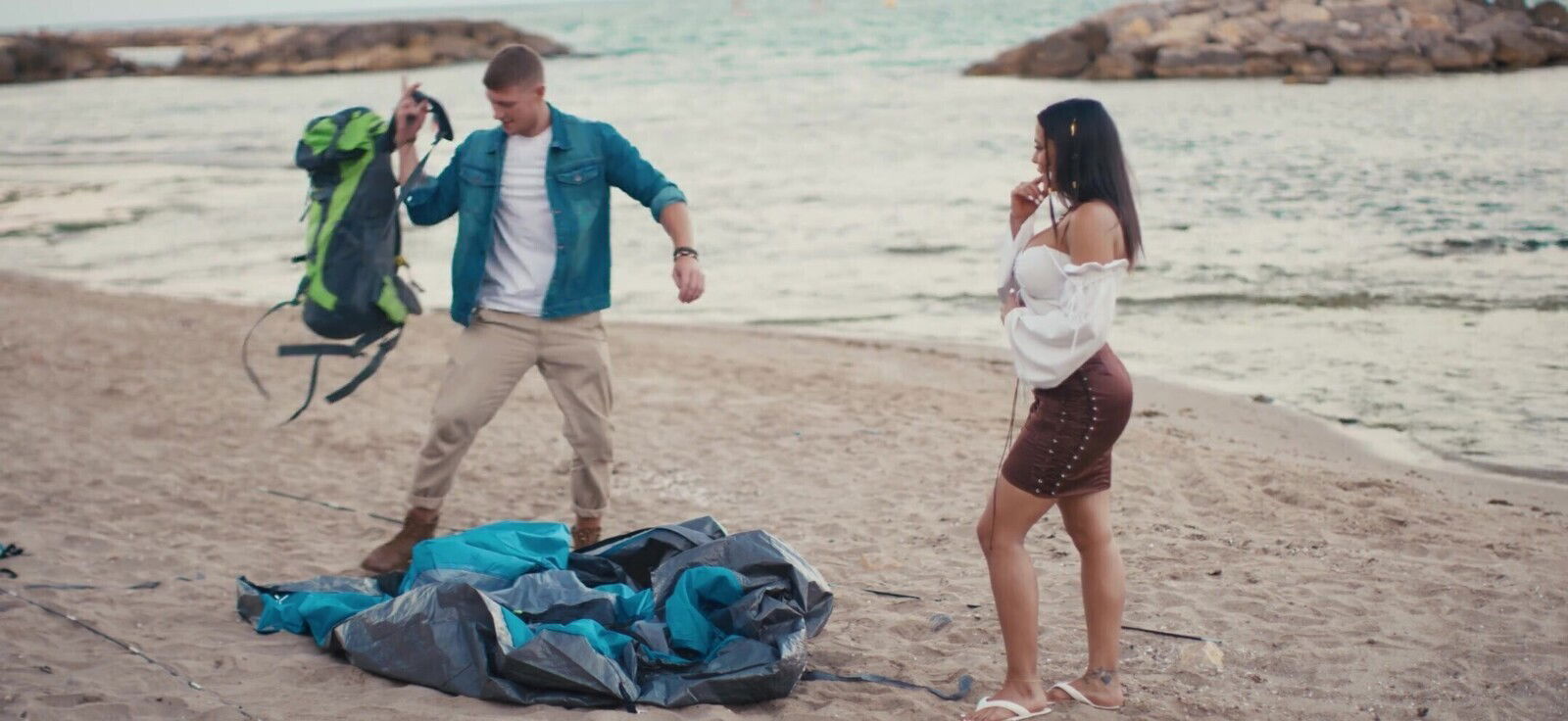 Luna Star Ariana enjoy during smooth threesome