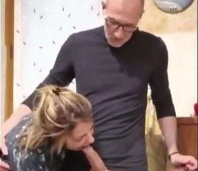 posso mettermi lavare piatti arriva Teresa succhiarmi cazzo