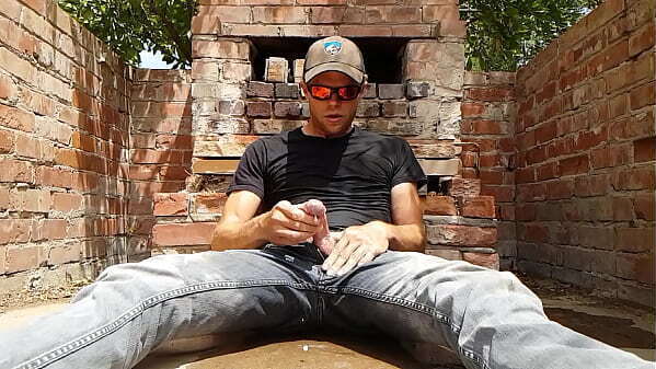 Compilation: MORE pissy cumshots