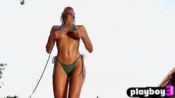 Curvy big ass teen model Gena Miller shows perfect ass after striptease