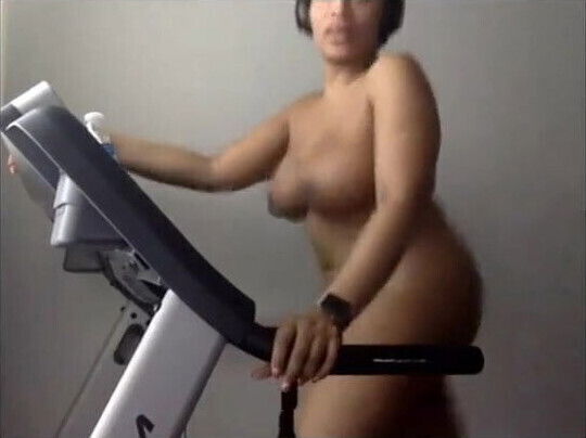 Nude Sista exercise Treadmill Pt. 2