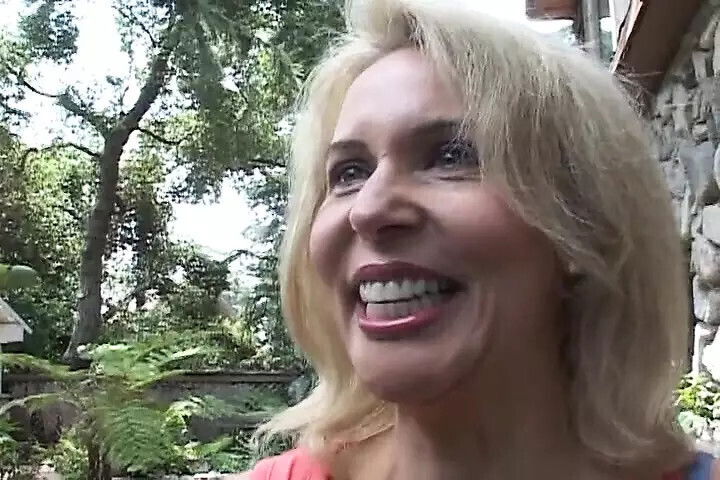 Erica Lauren Misses College Days