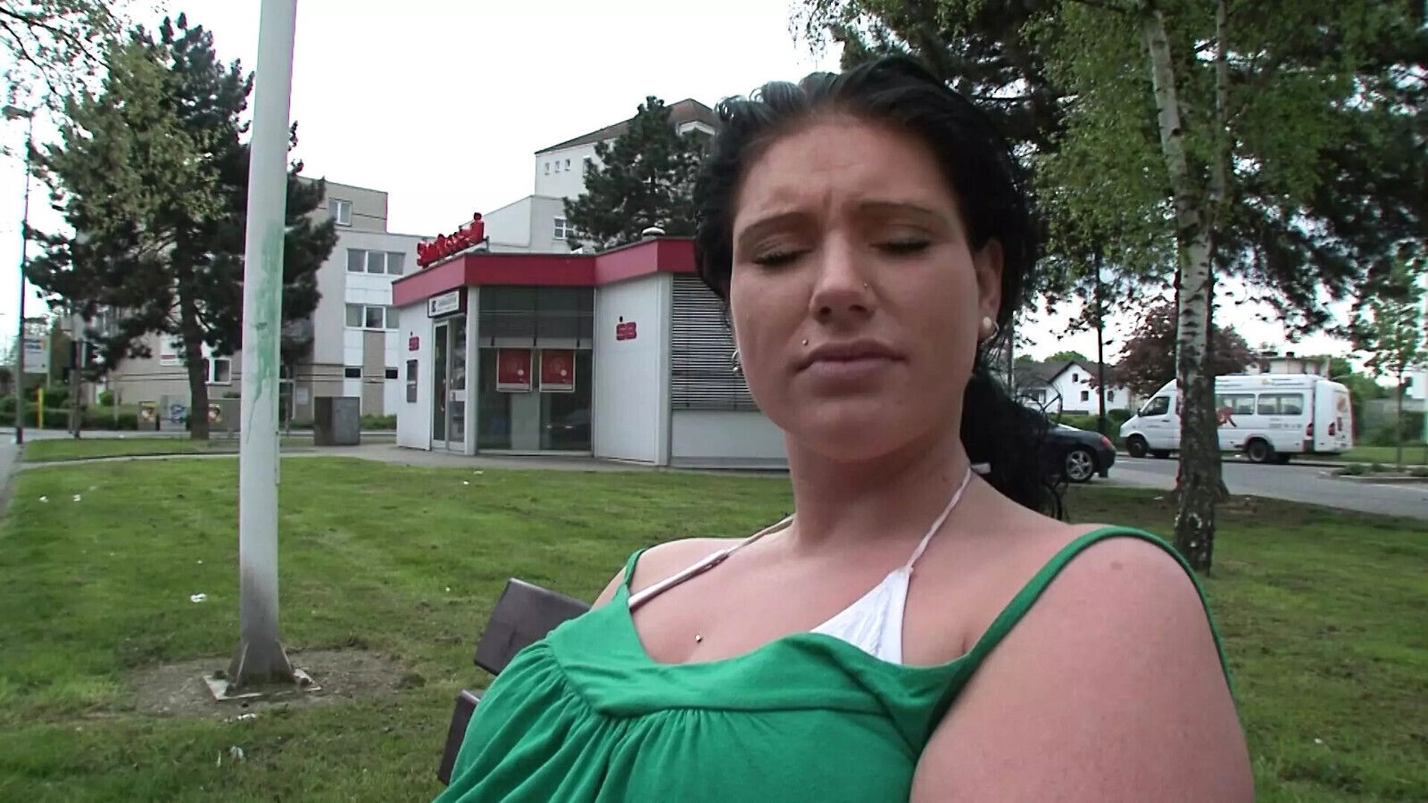 GERMAN PORN SEXY GIRL MOANS FUCKS SHAVED PUSSY