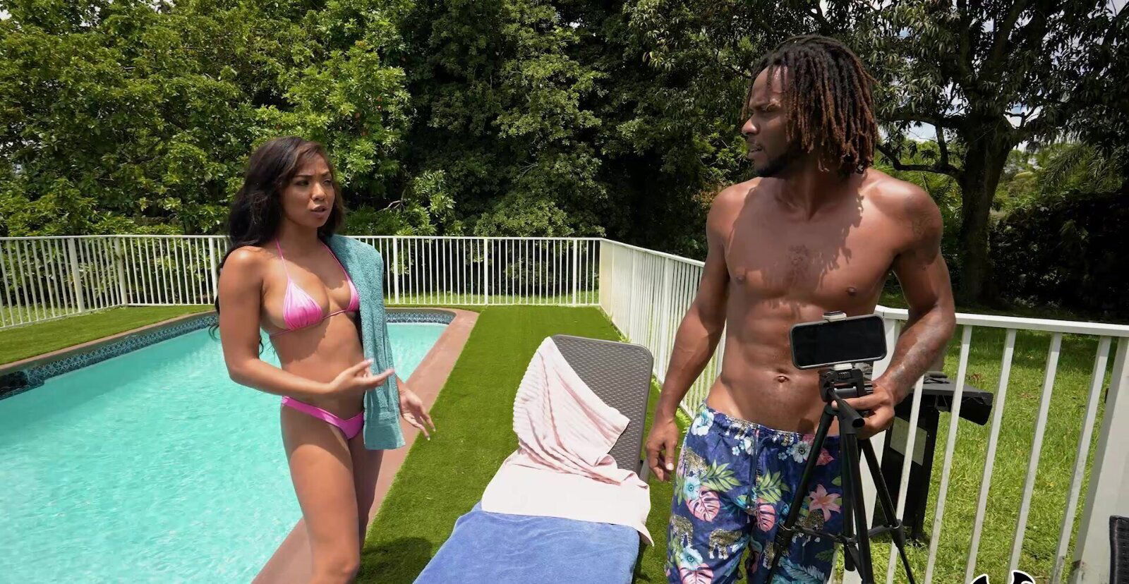 Malina Melendez enjoys while giving boyfriend nice blowjob