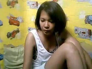 Skinny Filipina Small Tits Camming - 