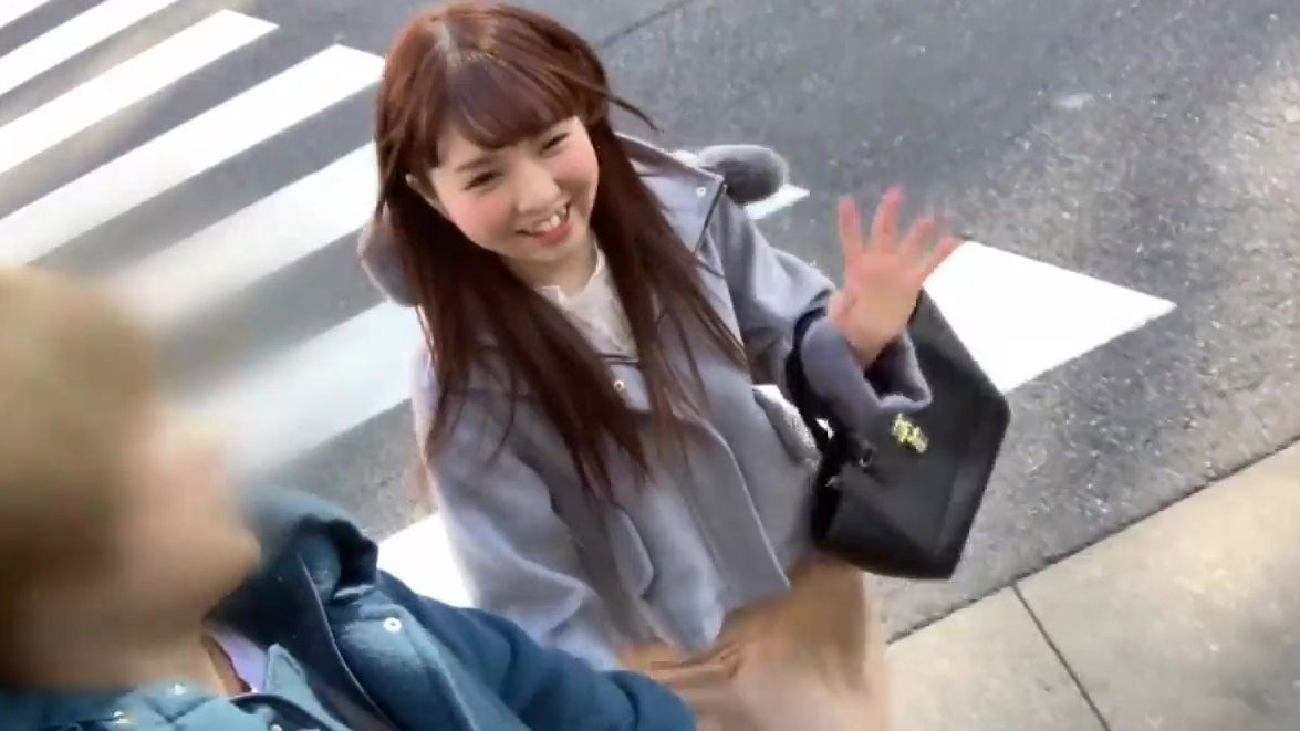 Japanese teen enjoys clit massage deep fucking with just known