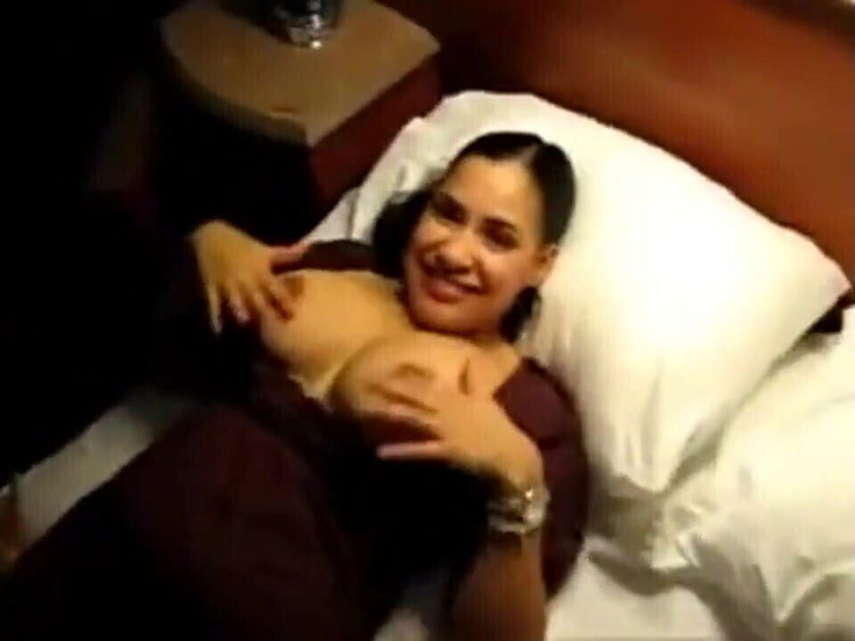 latina milf giving fantastic blowjob 