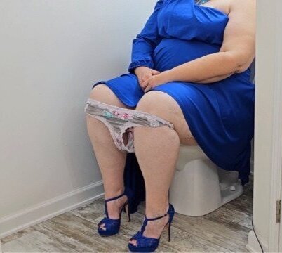 Woman Bathroom Caught With Panty Down Stranger (Role Playing)