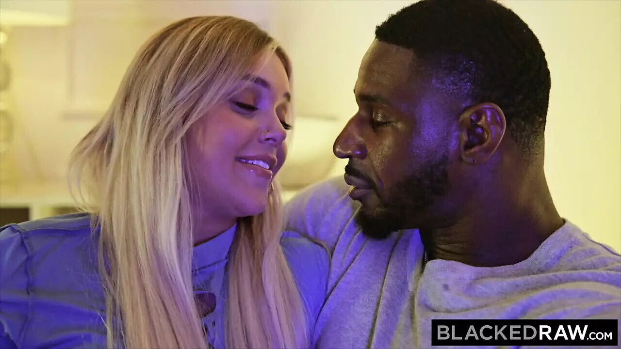 BLACKEDRAW Naughty besties Amber Kali share Jax's huge