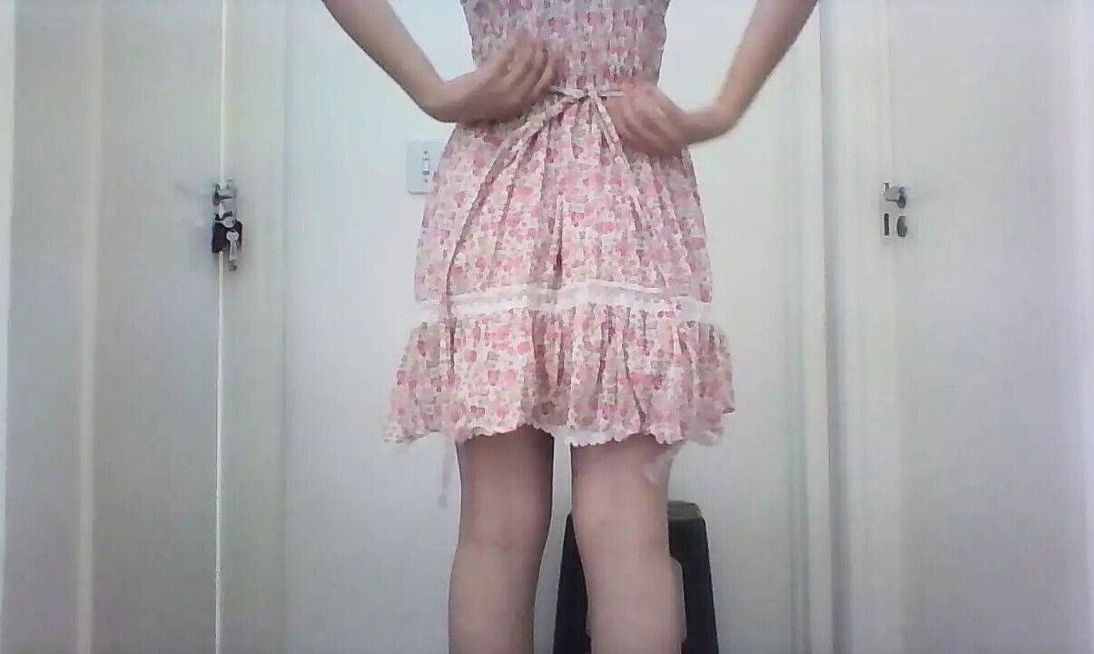 Innocent beautiful girl masturbates