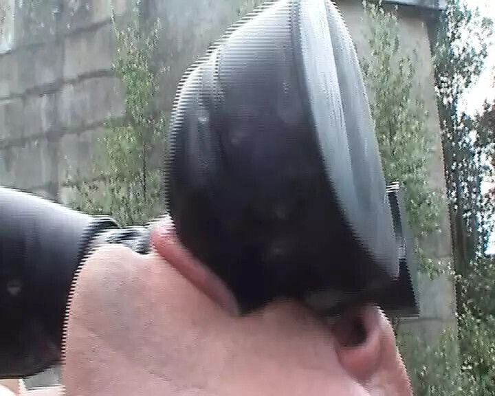 super German chicks punishing outdoors