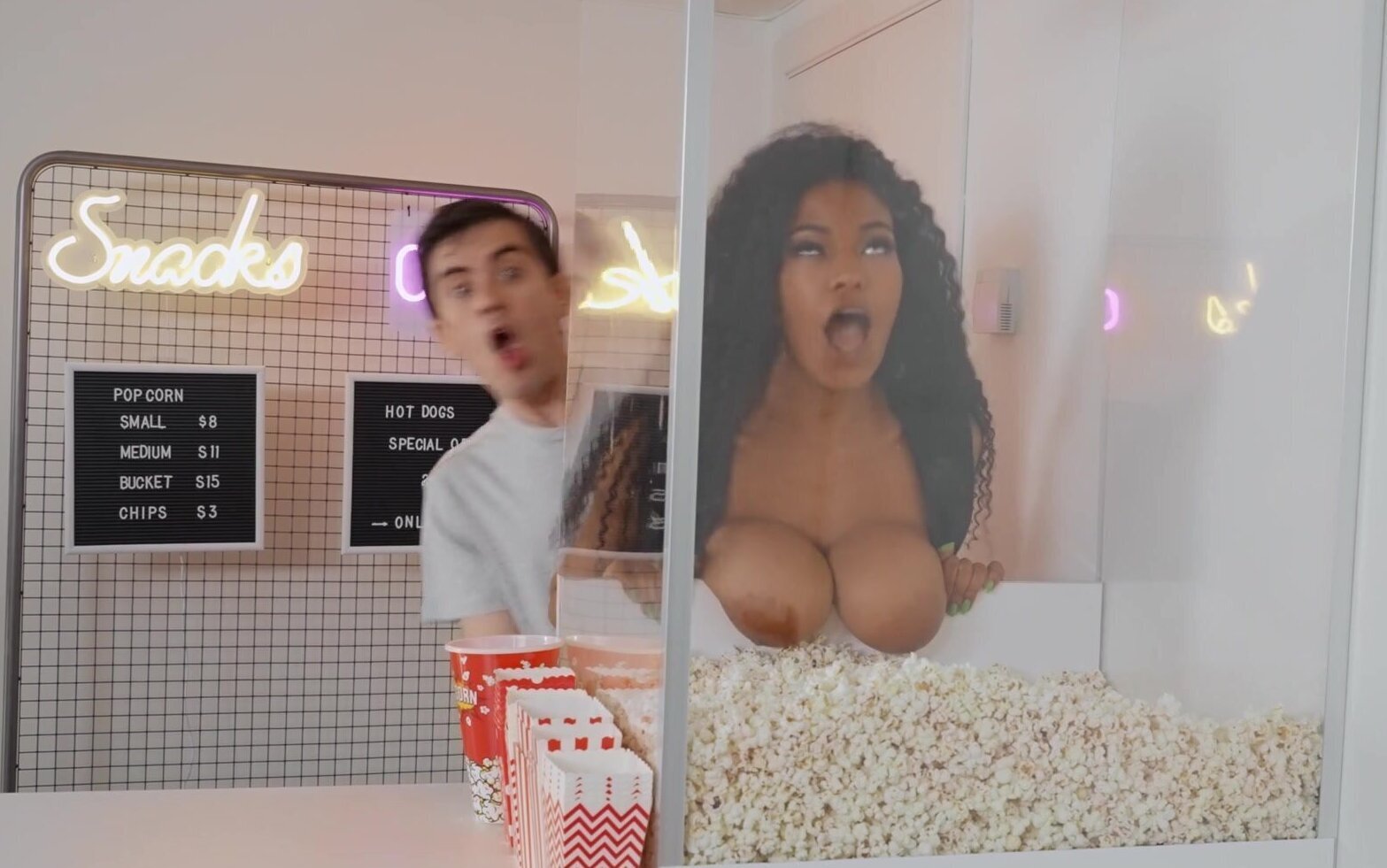 Tina Fire enjoys while juicy pussy being nicely licked