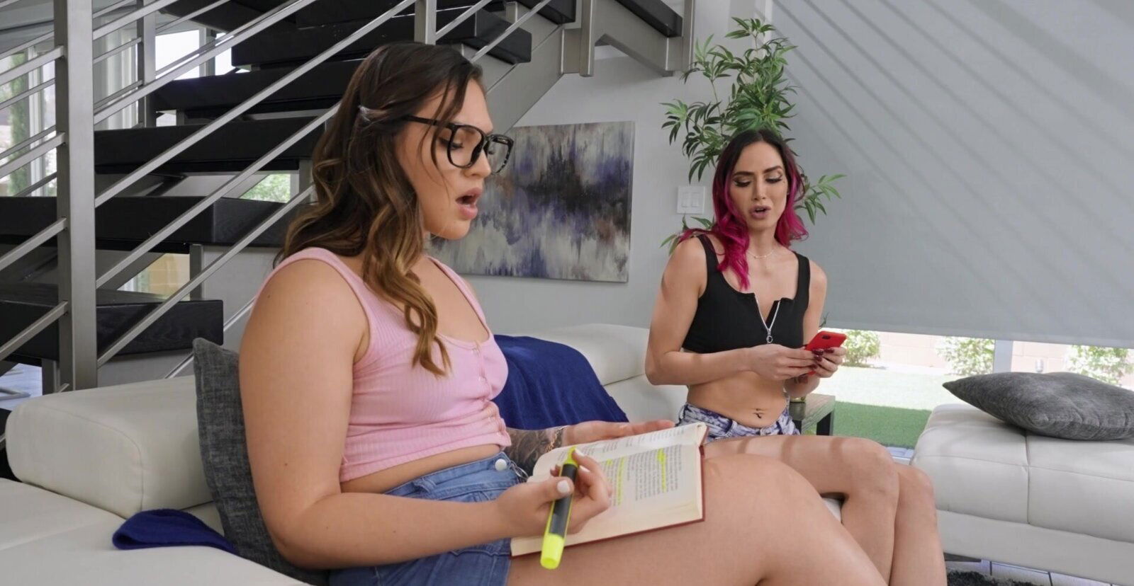 Desiree Dulce moans while getting fingered Goddess Guzman