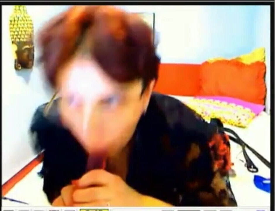 Sucking on the Boss's BIG BELLEND!