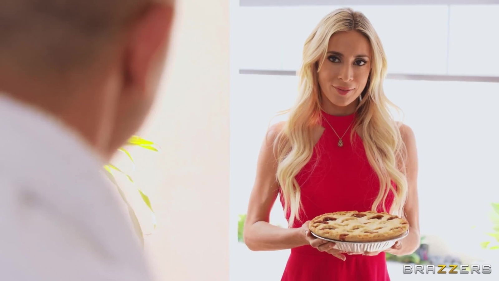 Steaming blondie comes neighbor have threesome with wife