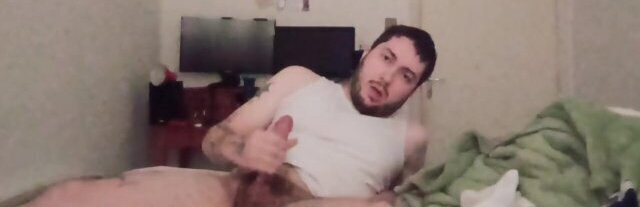 Stroking edging having some breakfast