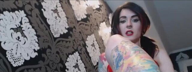 stomping fetish hussy