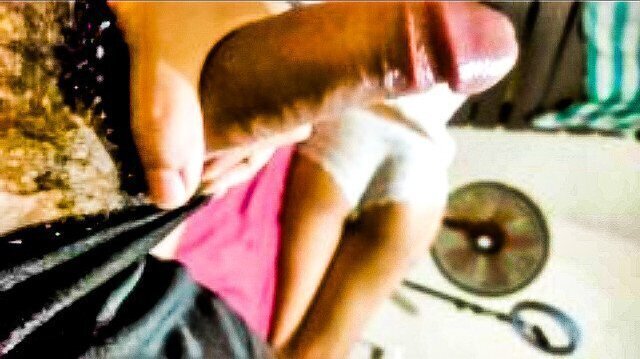 Hombre maduro masturba mientras ella sueña bisexual porn.