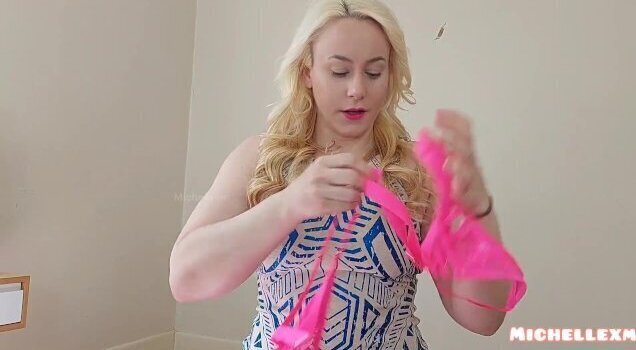 UNCENSORED lingerie haul blonde milf