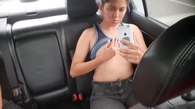 girlfriend dares strip naked public, uber.