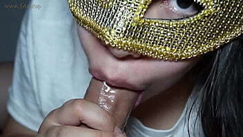 Stepmother shows buttocks sucks dick with saliva until face lips. moans very good.