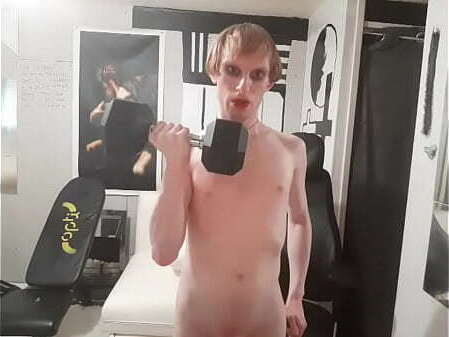 Transgirl domme exercises with dumbbells